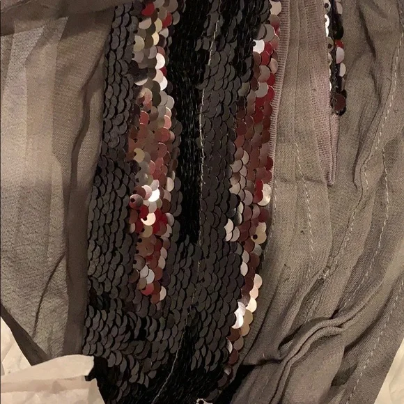 NWT DG2 by Diane Gilman Asymmetric Sequin Blouse - Picture 3 of 3